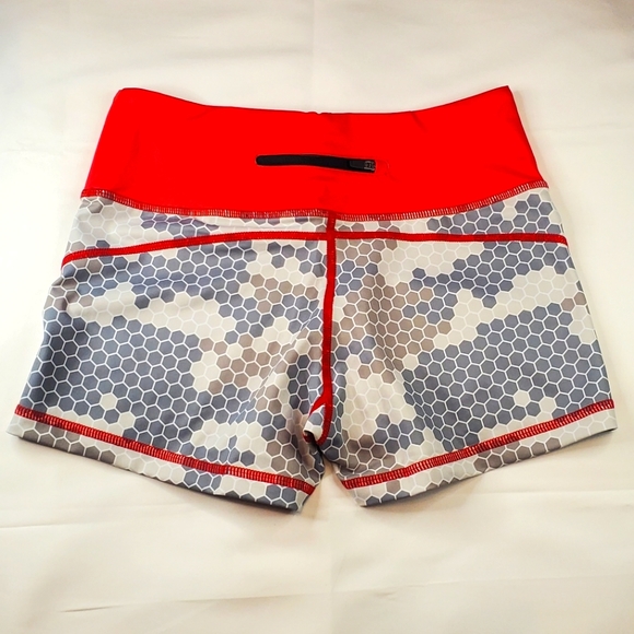 Prosupps Hex Camo Compression Shorts Size Medium - Picture 2 of 3